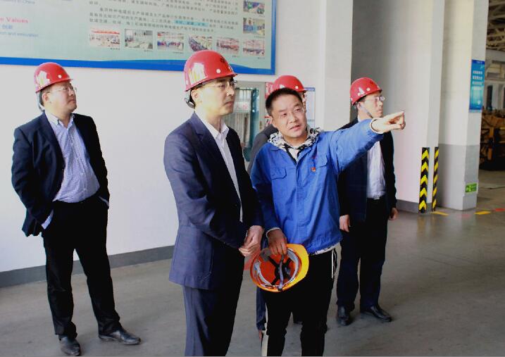 2018年4月9日，宣城市委常委、常務(wù)副市長汪謙慎來上上電纜參觀考察